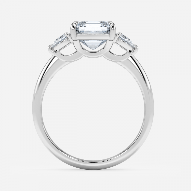Nhẫn đính hôn ba viên đá Renai Asscher