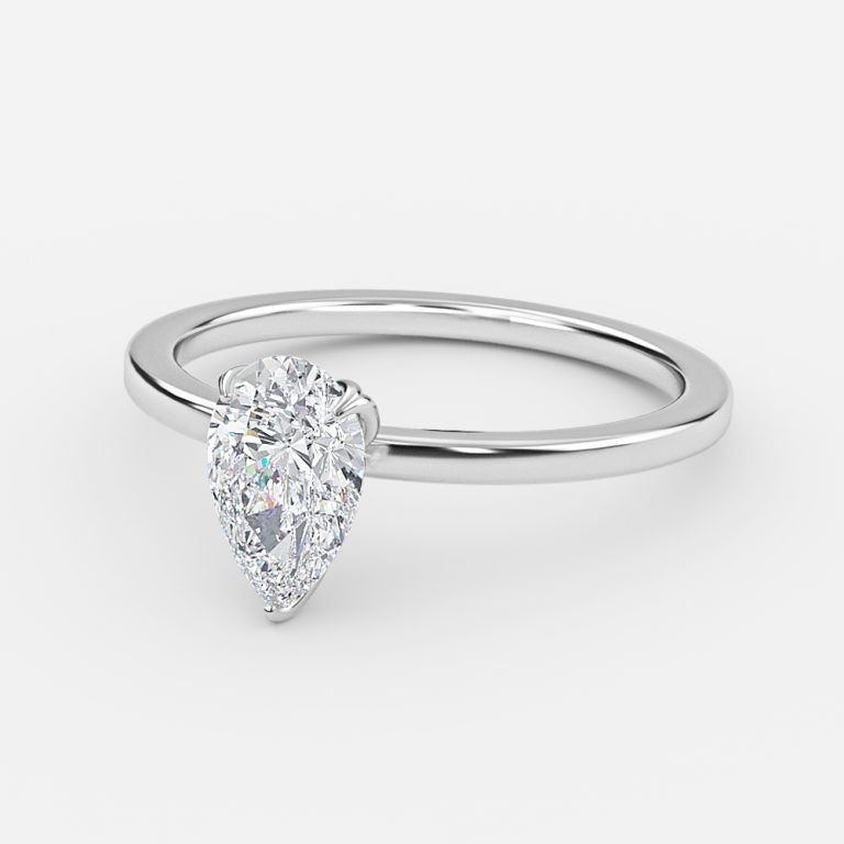 Nhẫn đính hôn kim cương nhân tạo Kolm Pear Solitaire