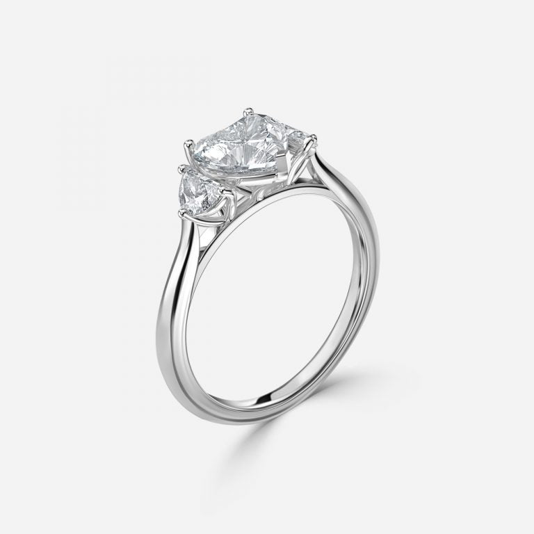 Nhẫn đính hôn kim cương ba viên Juliette Heart Lab Created