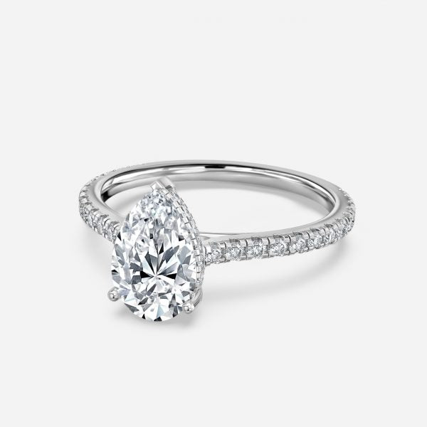 Nhẫn đính hôn kim cương nhân tạo Nanami Pear Hidden Halo