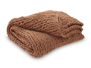 Chaddon Throw (3/CS)