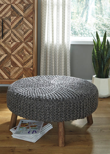 Jassmyn-Oversized-Accent-Ottoman