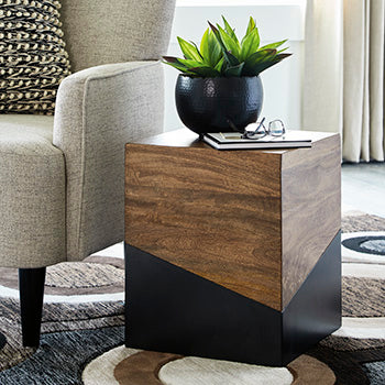 Trailbend-Accent-Table