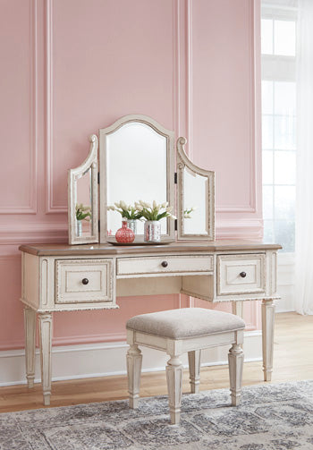 Realyn-Vanity-Mirror-Stool-3-CN
