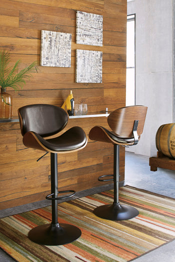 Bellatier Tall Upholstery Swivel Barstool(1/CN)