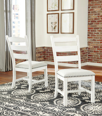 Valebeck Dining Upholstery Side Chair (2/CN)