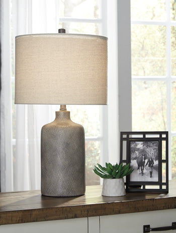 Linus-Ceramic-Table-Lamp-(1-CN)