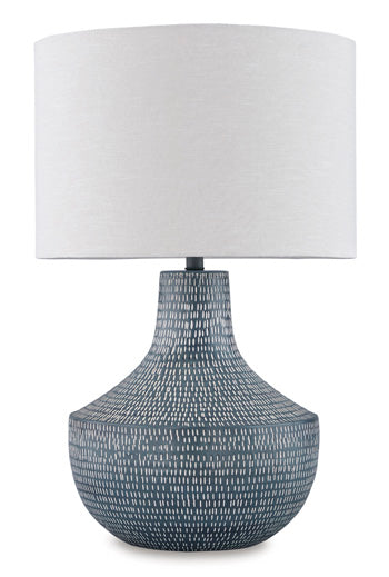 Schylarmont-Metal-Table-Lamp-(1/CN)