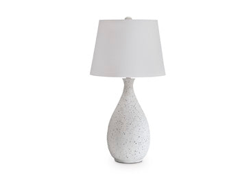 Wyattford Metal Table Lamp (1/CN)