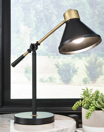 Garville-Metal-Desk-Lamp-(1/CN)