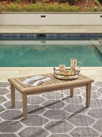 Gerianne-Rectangular-Cocktail-Table