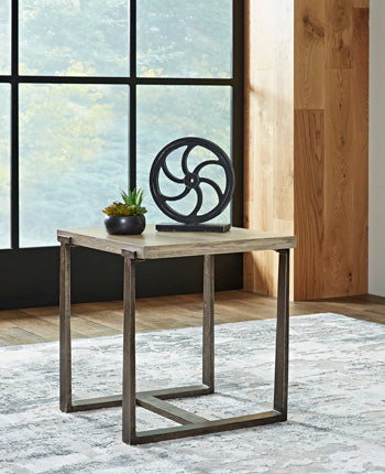 Dalenville-Rectangular-End-Table