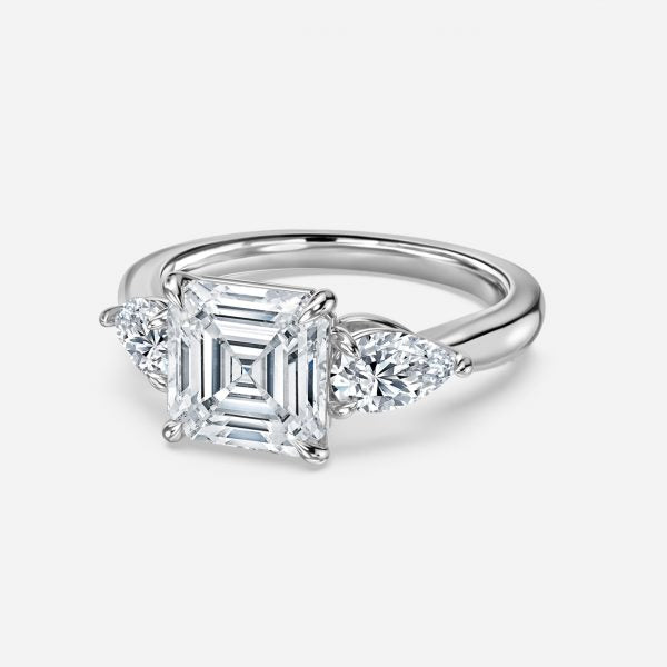 Nhẫn đính hôn ba viên đá của Olina Asscher