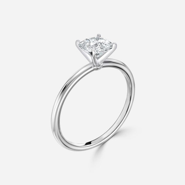 Nhẫn đính hôn kim cương nhân tạo Alika Cushion Solitaire