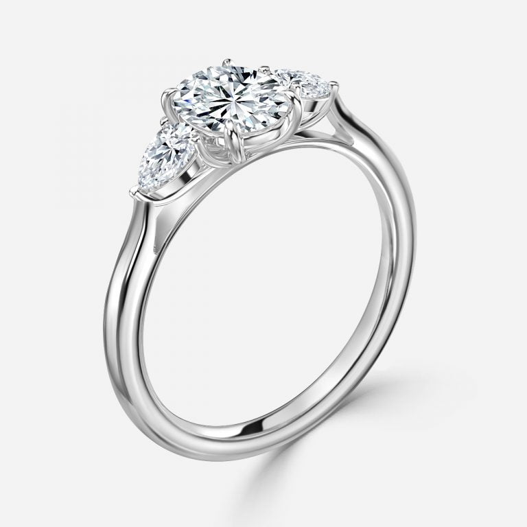 Nhẫn đính hôn kim cương nhân tạo Lavius Oval ba viên