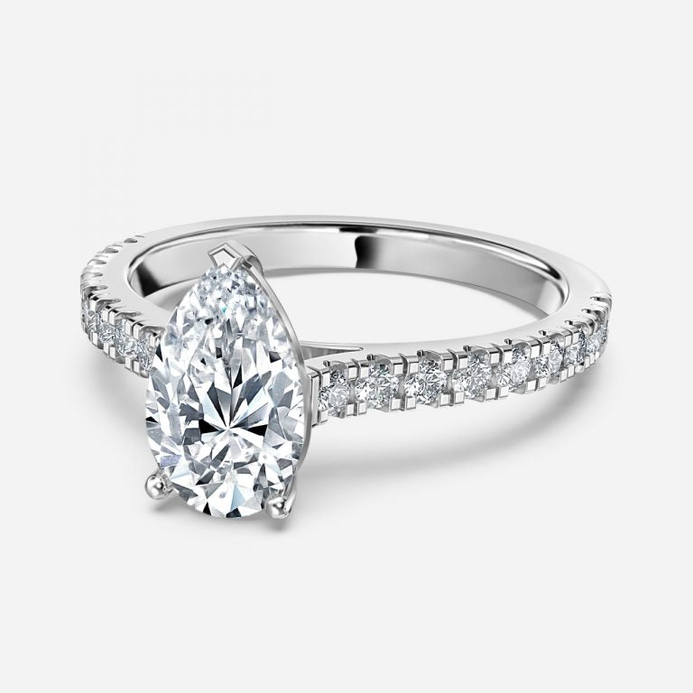Nhẫn đính hôn kim cương Ella Pear Side
