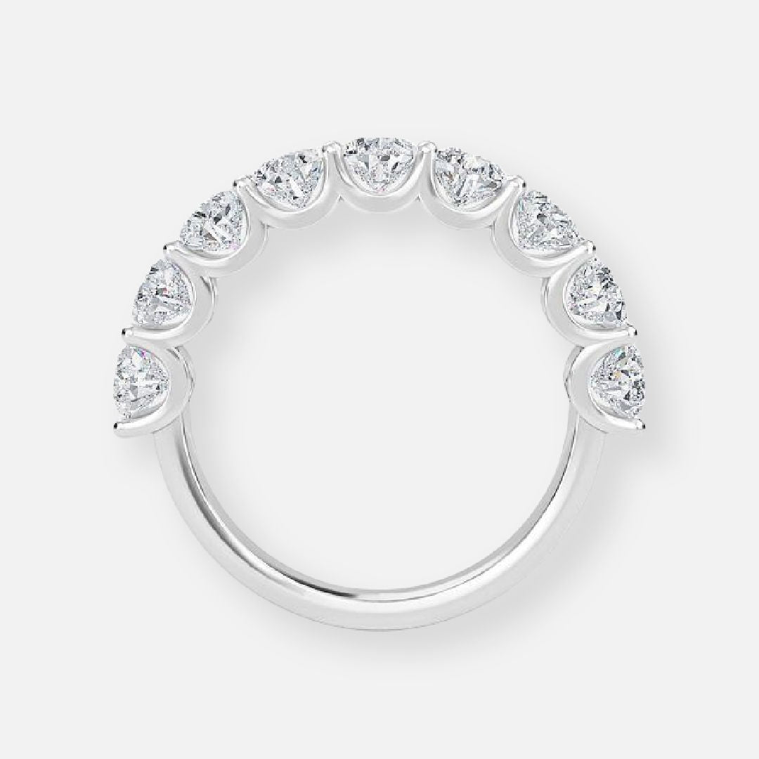 Nhẫn kỷ niệm 9 viên đá hình quả lê