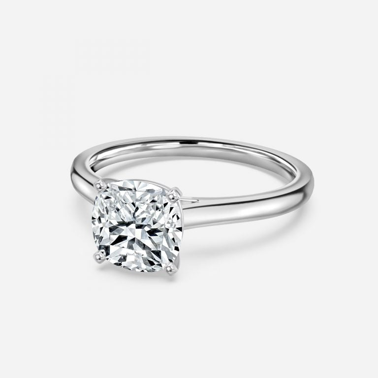 Nhẫn đính hôn kim cương nhân tạo Arya Cushion Solitaire