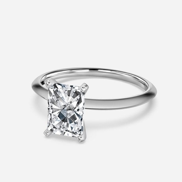Nhẫn đính hôn kim cương nhân tạo Alika Radiant Solitaire