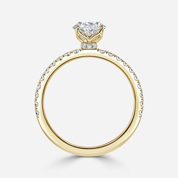 Nhẫn đính hôn kim cương nhân tạo Hidden Halo hình bầu dục Lepidus