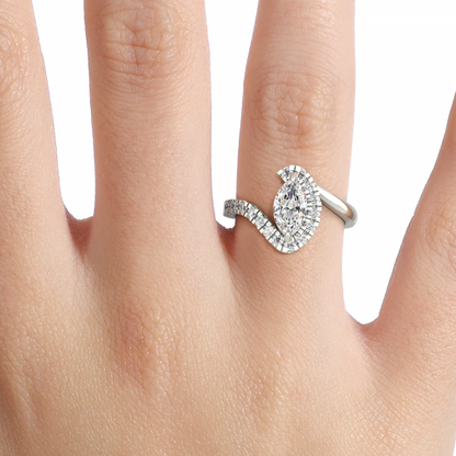 Nhẫn đính hôn kim cương nhân tạo Neto Marquise Halo