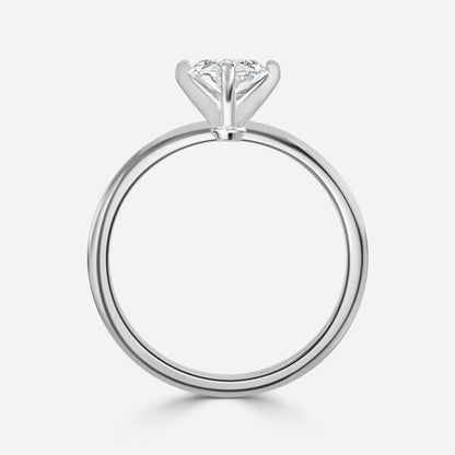 Nhẫn đính hôn kim cương nhân tạo Alika Marquise Solitaire