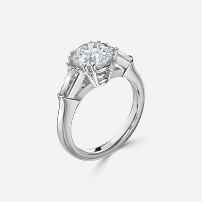 Nhẫn đính hôn Ava Round Lab Grown Diamond Ba viên đá