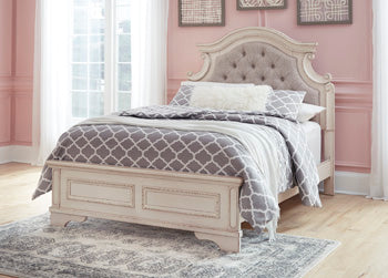 Realyn  Panel Footboard