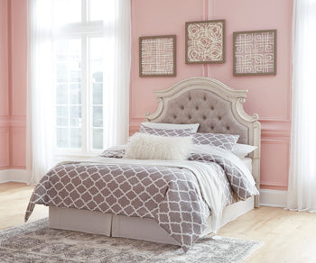 Realyn  Upholstery Panel Headboard