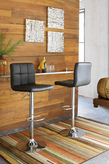 Bellatier  Tall Upholstery Swivel Barstool(2/CN)