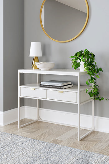 Deznee-Credenza