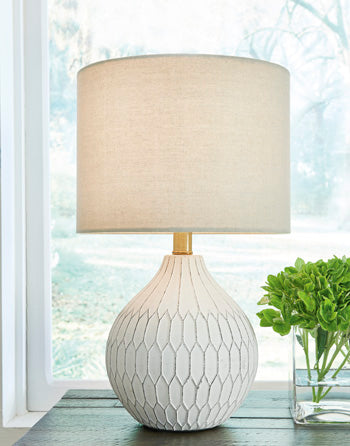 Wardmont Ceramic Table Lamp (1/CN)