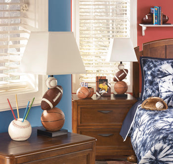 Nyx-Poly-Table-Lamp-(1/CN)