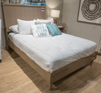 Cielden  Panel Footboard w/Rails