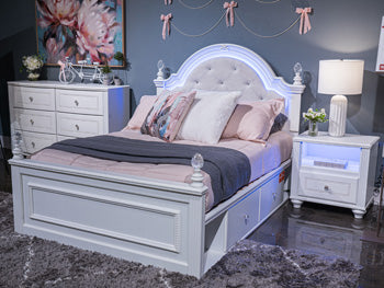 Kozlani Full UPH Panel Headboard