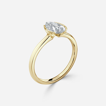 Nhẫn đính hôn kim cương nhân tạo Augusta Pear Bezel