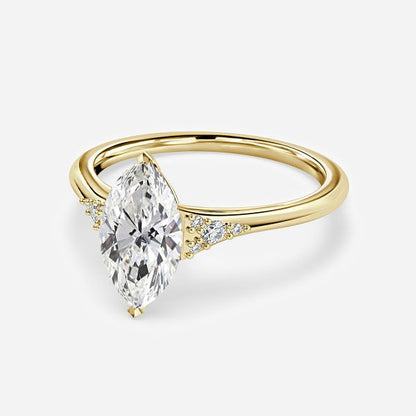 Nhẫn đính hôn kim cương nhân tạo ba viên Anastasia Marquise