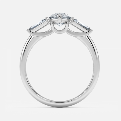 Nhẫn đính hôn kim cương nhân tạo Geraldine Pear ba viên